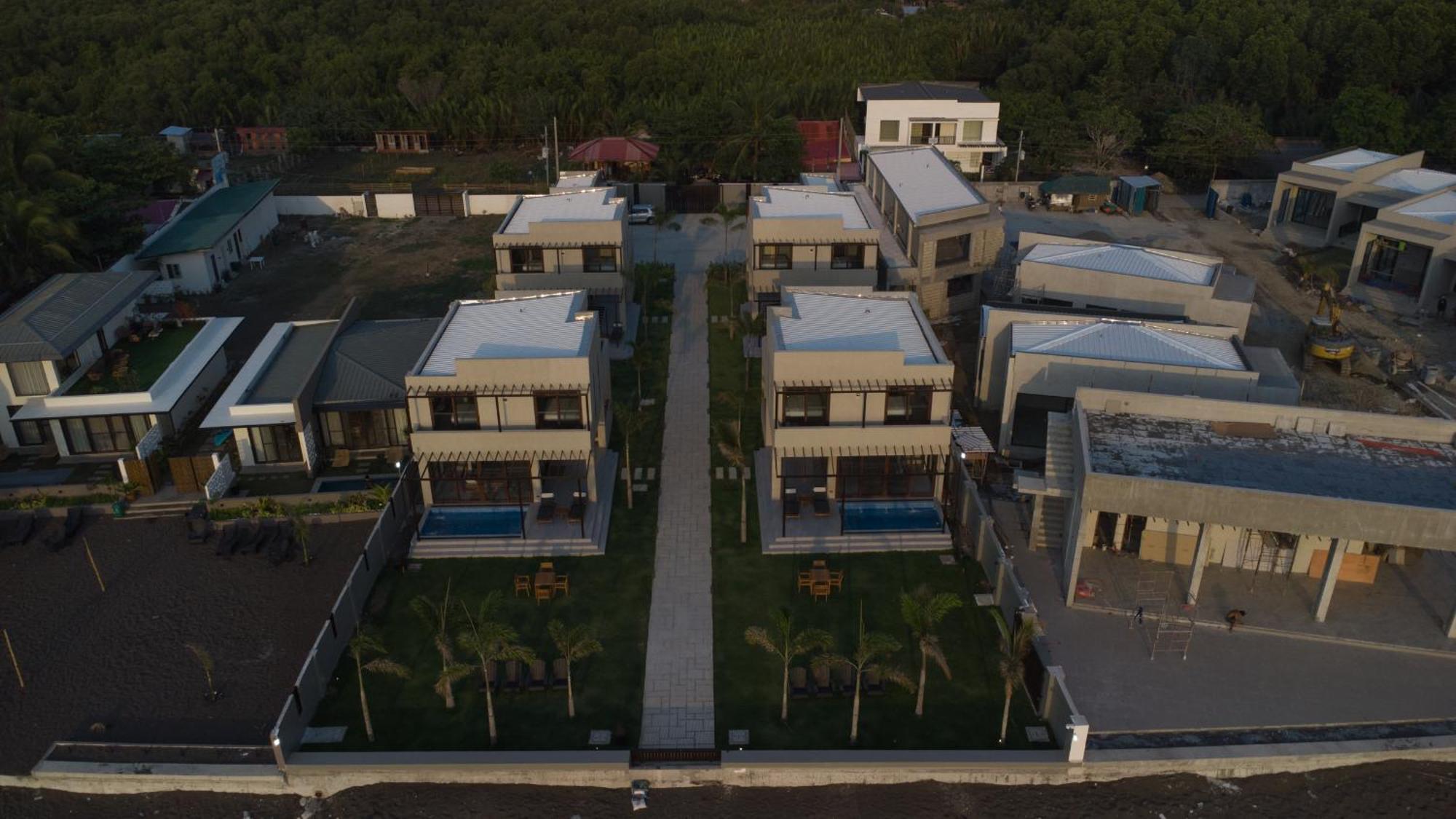 Araya Beach Casas Батангас Экстерьер фото