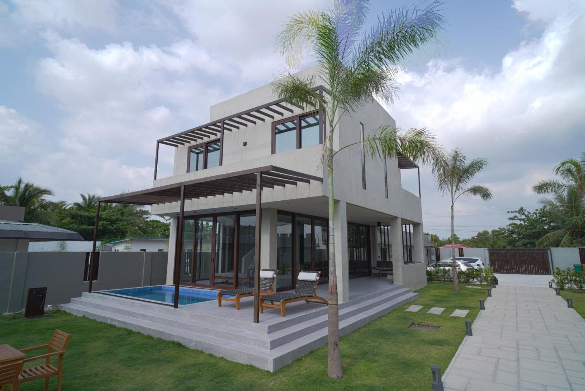 Araya Beach Casas Батангас Экстерьер фото